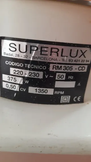 Pulidora Superlux RM 305-CD
