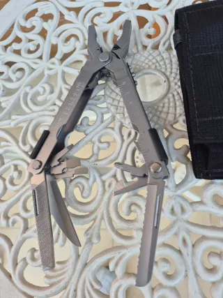 Multi-tool Gerber con fondina