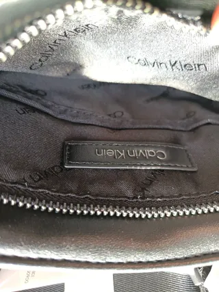 Bandolera Calvin Klein Negra