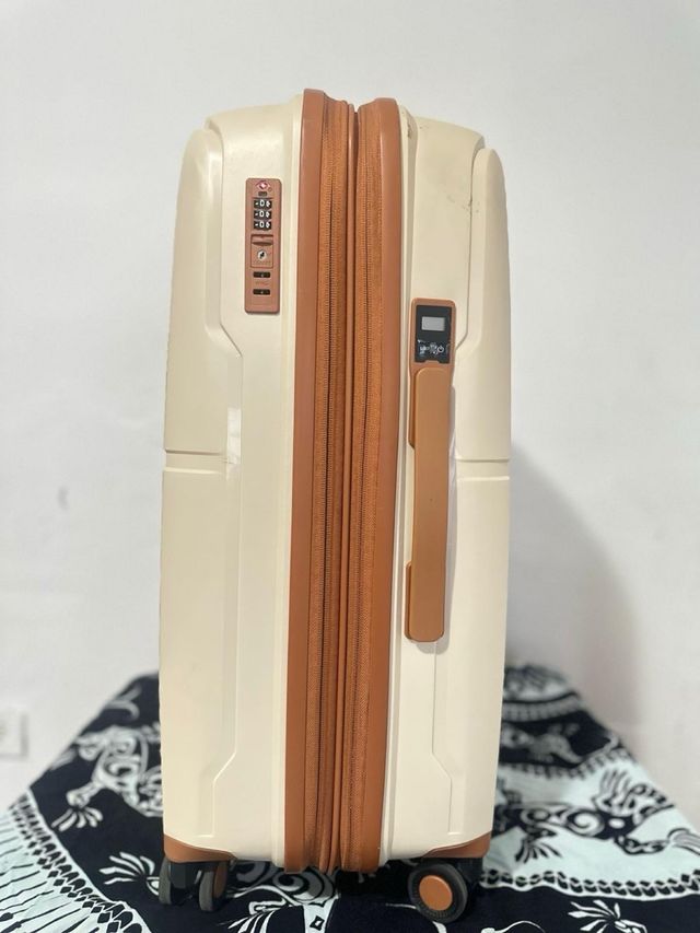 Maleta K-Way Beige con Ruedas