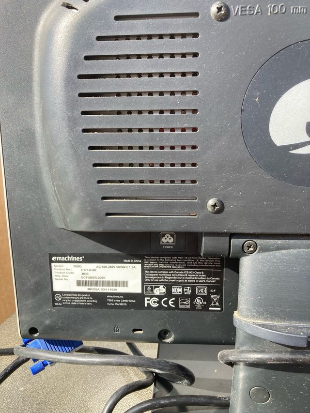 Monitor eMachines 17” Plata/Negro