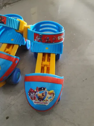 Patines Patrulla Canina con rodilleras y coderas