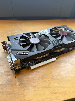 ASUS ROG Strix GeForce GTX 970 OC 4GB GDDR5