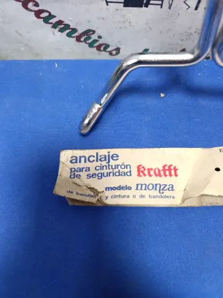 Anclaje cromado cinturón Simca 900-1000