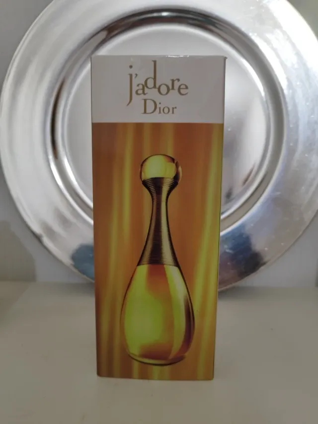 Perfume J'adore Dior