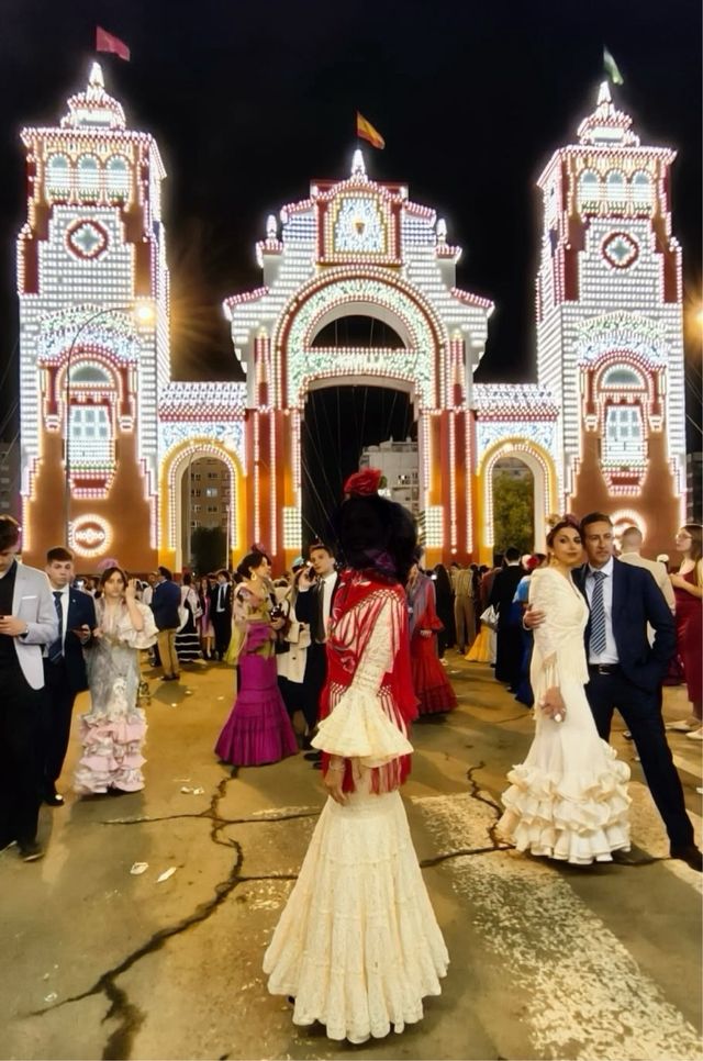 Traje Flamenca Beige Encaje Talla entre 34-36