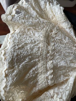 Traje Flamenca Beige Encaje Talla entre 34-36