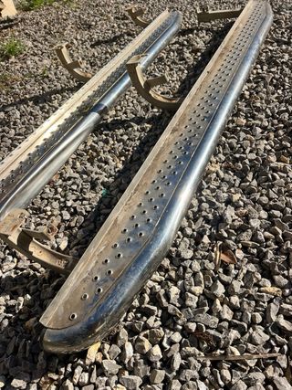 Estriberas Mitsubishi Montero v40 largo