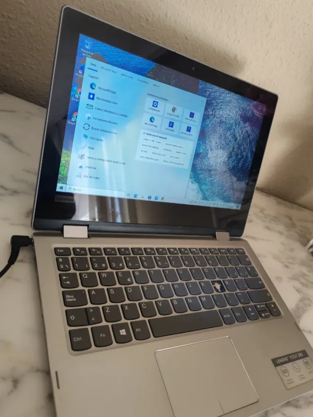 Lenovo Yoga 130 Plata
