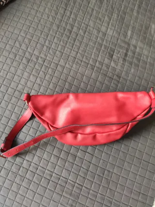 Riñonera Mujer Stradivarius Roja