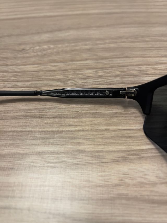 Gafas Oliver Peoples R7