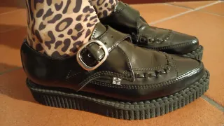 Scarpe TUK nere con fibbia