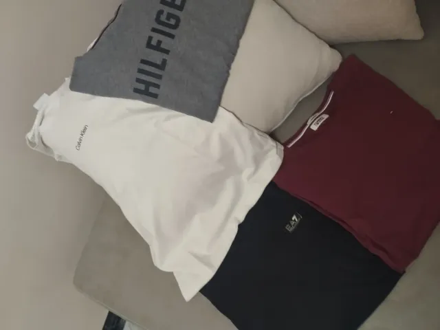 Lote 4 Camisetas Calvin Klein, Armani, Tommy