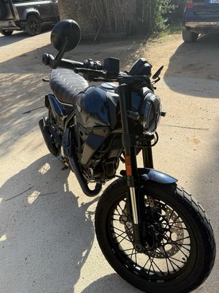 Ducati Scrambler Nightshift 2023 Como Nueva