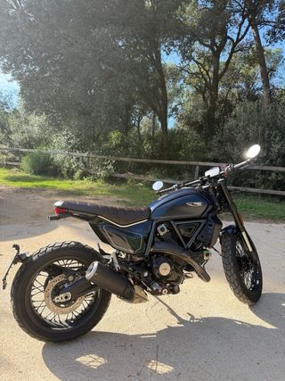 Ducati Scrambler Nightshift 2023 Como Nueva