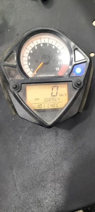 Cuadro Suzuki SV 650 2004