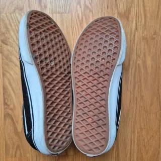 Vans T38 Zapatillas Negras y Blancas