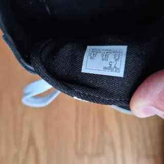 Vans T38 Zapatillas Negras y Blancas