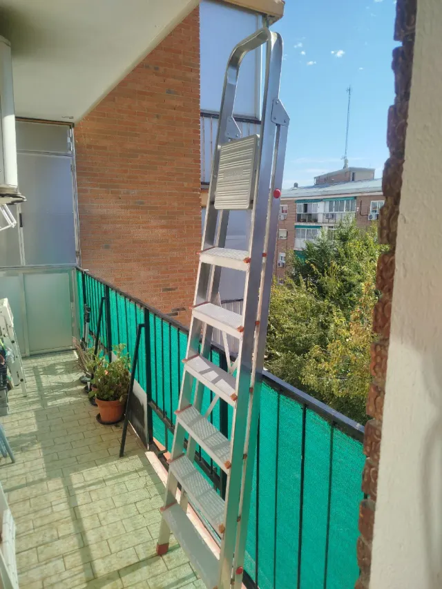 Escalera aluminio 7 peldaños plegable