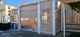 Cierre de lona y aluminio para terraza