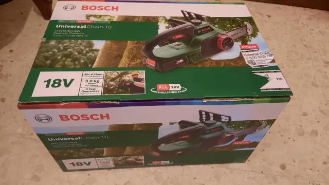 Sierra de cadena Bosch UniversalChain 18V