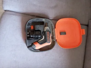 Atornillador a batería Black+Decker