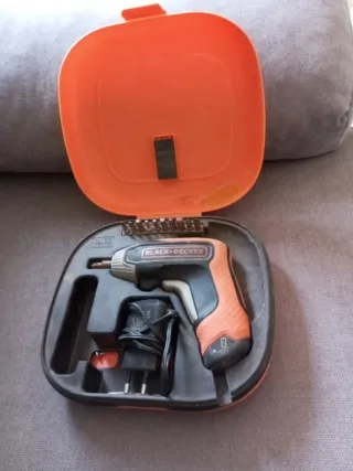 Atornillador a batería Black+Decker