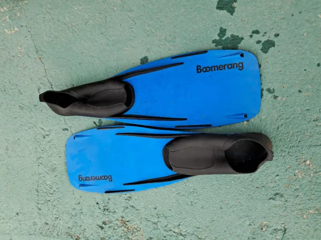 Aletas de submarinismo azules