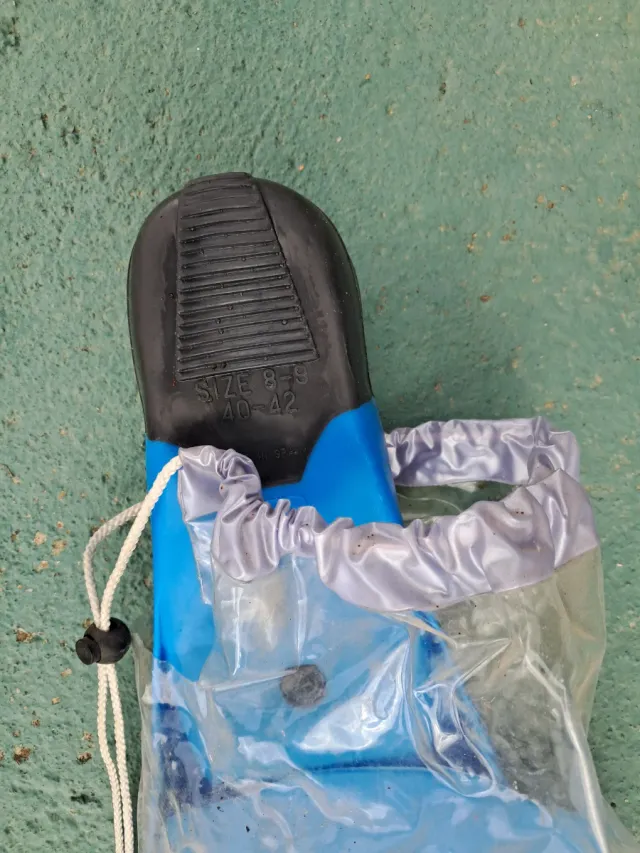 Aletas de submarinismo azules