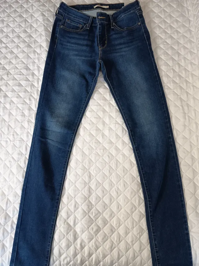 Vaqueros Levi's 711 Skinny Azul T.28
