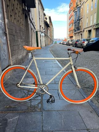 Bicicleta Fixie, Blanco y Naranja