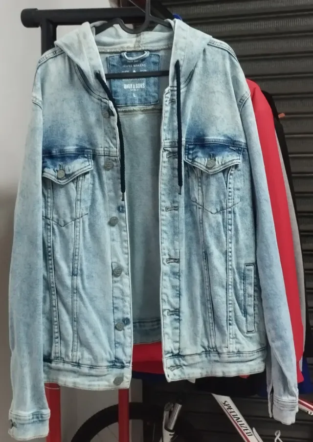 Chaqueta vaquera ONLY & SONS con capucha Talla L
