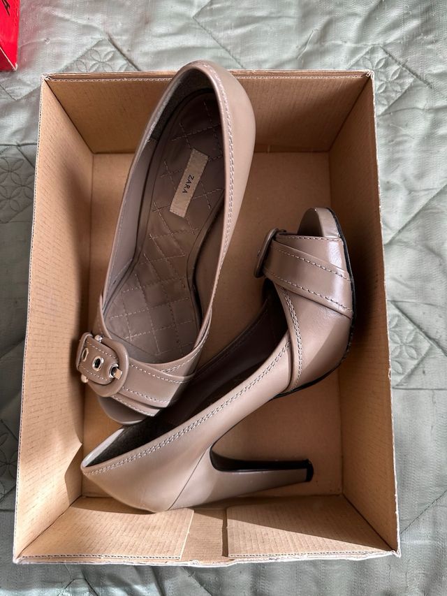 Zapatos Zara Talla 40 Beige/Gris