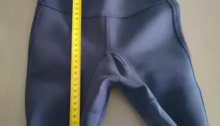 2 trajes de neopreno para niño/a