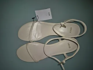 Sandalias Mango Tiras Finas Blancas