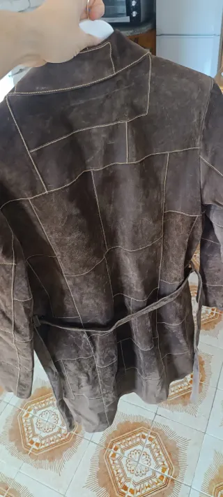 Gabardina hombre marrón ajustada