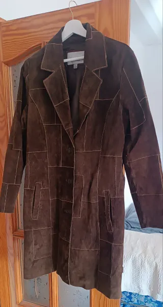 Gabardina hombre marrón ajustada