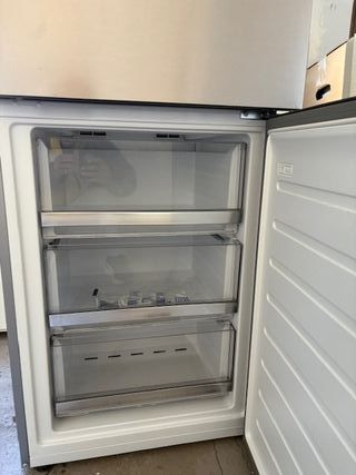 Frigorífico Haier Alta Gama 2D 60 Series con IA