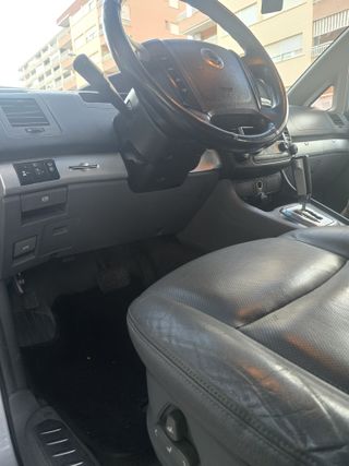 SsangYong Rodius 220Xdi Limited Auto 7plazas