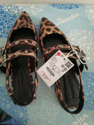 Stradivarius Zapatos Animal Print Talla 38