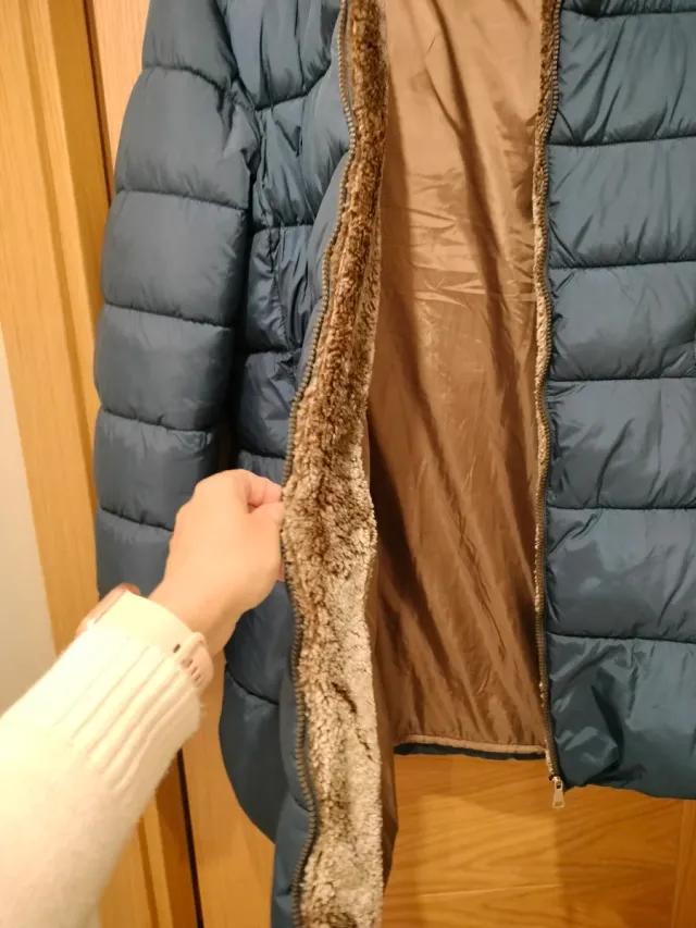 Abrigo acolchado azul forro marrón T.42