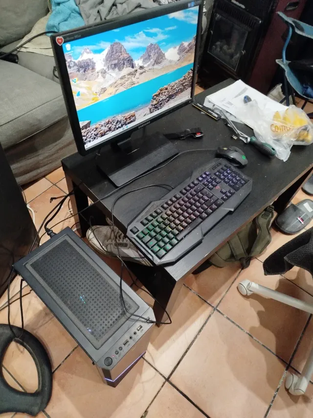 PC Completo i5 12GB RGB i 2 DD 400g I 500g