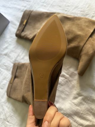 Botas altas caqui con cuña