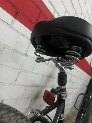 Bicicleta Specialized Negra de paseo