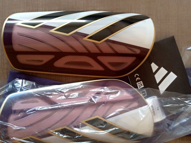 Espinilleras Adidas Profesionales Nuevas