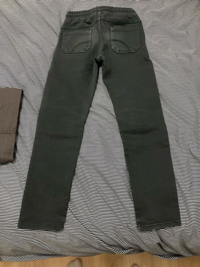 4 Pantalones niño t 8 juntos (15e)/separados (5e)