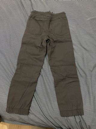 4 Pantalones niño t 8 juntos (15e)/separados (5e)