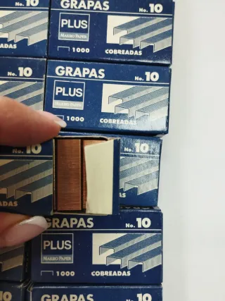 Grapas Plus No. 10 Cobreadas (1000 uds)
