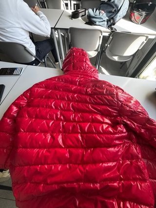 Chaqueta Moncler Roja