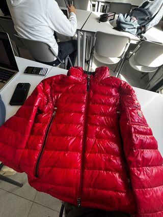 Chaqueta Moncler Roja